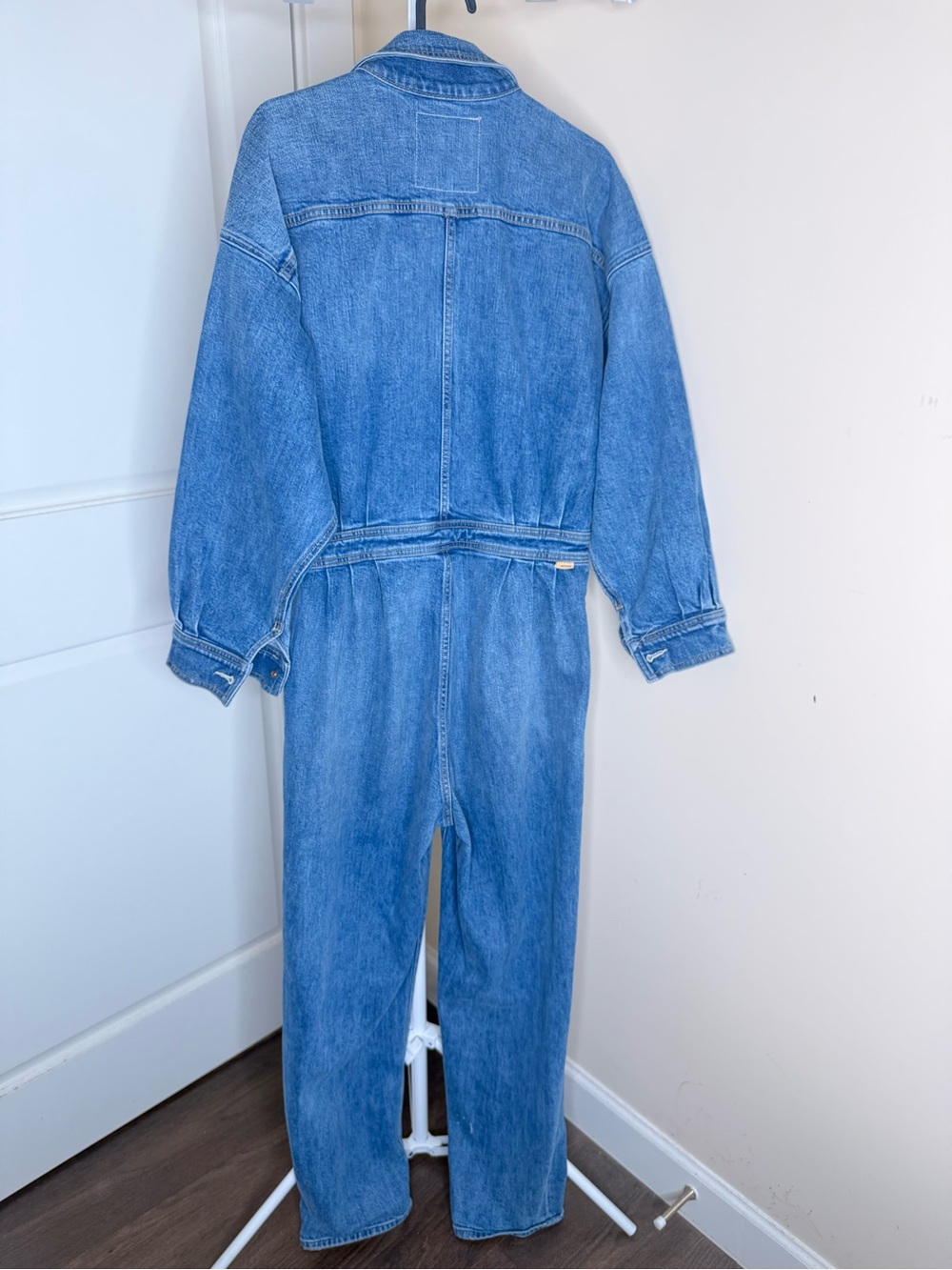MOTHER Pleated Prep Curbside Jumpsuit Belle De Jour Denim Coverall Boilersuit 28 - Picture 13 of 14